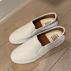Frye Gia Leather Slip-On Sneakers. Size: 8